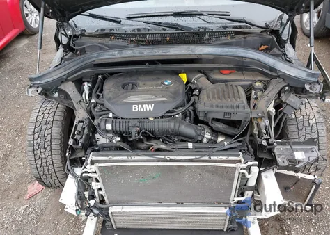 2018 BMW X1 xDrive28I z USA, uszkodzony, nr VIN WBXHT3C39J3H30531